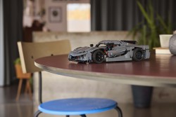 Lego Technic Szary hipersamochód Koenigsegg Jesko Absolut 42173