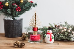 ŚWIECA ZAPACHOWA 550G CHRISTMAS PINE%26CEDARWOOD