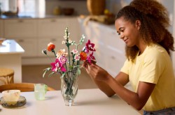 Lego Botanicals Piękny Bukiet Różowych Kwiatów 10342