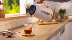 Czajnik Bosch TWK 1M121 Biały 1,7L 2400W