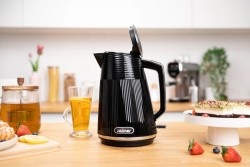 Czajnik Zelmer ZCK 7656 2200W 1,7L Elegant Line Black