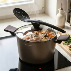 Garnek Aston 26 cm Florina 5,1L. Z Pokrywką, IND. by Mateusz Gessler (Szampan, Powłoka Non-Stick, Uchwyt Czarny)
