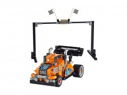 LEGO Technic Ciężarówka wyścigowa 42104