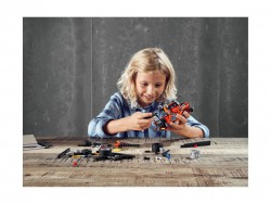 LEGO Technic Ciężarówka wyścigowa 42104