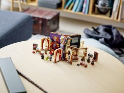 LEGO Harry Potter Chwile z Hogwartu: zajęcia z wróżbiarstwa 76396