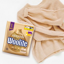 Woolite Pro-Care z keratyną Kapsułki do ubrań białych i kolorowych 33 szt.