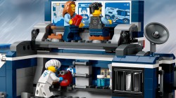 Lego City Policyjna ciężarówka z laboratorium kryminalnym 60418