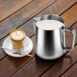 Naczynie do spieniania mleka Lamart LT7084 kaffe 600 ml