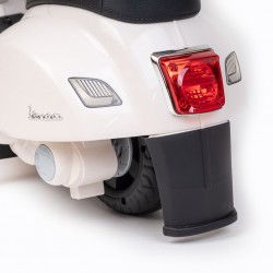 Motocykl na akumulator dla dzieci Baby Mix Vespa biały
